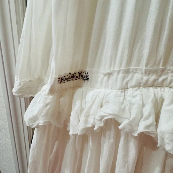 💕 Beautiful, Early, Rare, Vintage, Retired Magnolia Pearl Dress - Picture 8 of 13